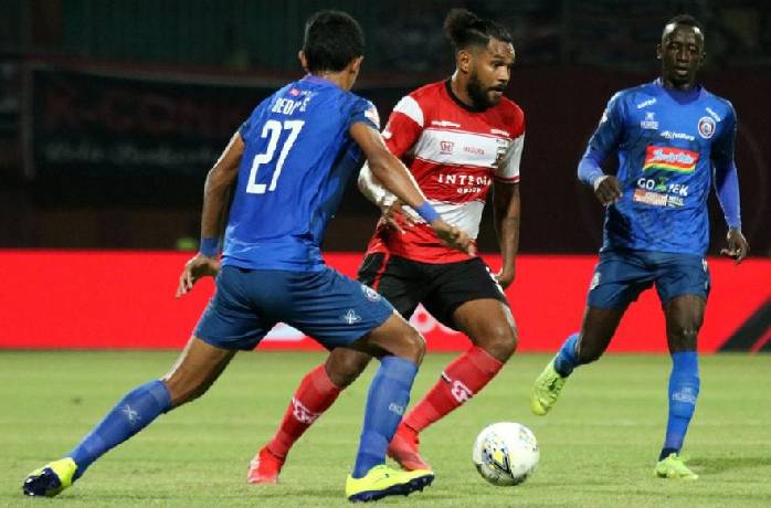 Nhận định, soi kèo Arema Malang vs Bhayangkara, 20h30 ngày 14/4