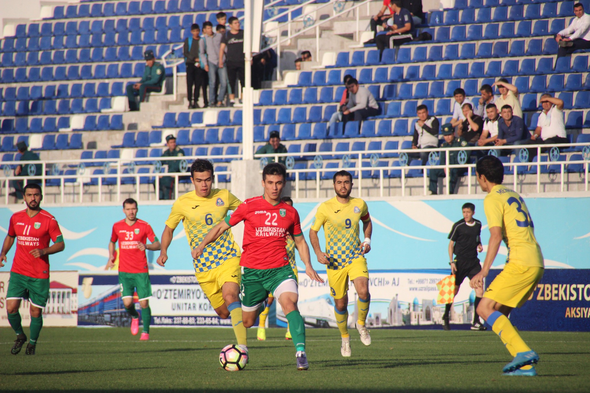 Nhận định Lokomotiv Tashkent vs Navbahor Namangan, 20h00 ngày 15/9