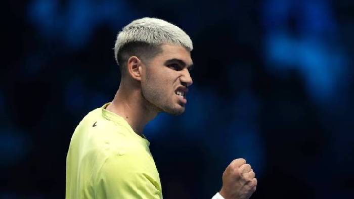 Vượt mặt Sinner, Alcaraz chính thức giành danh hiệu ATP Year-End No. 1