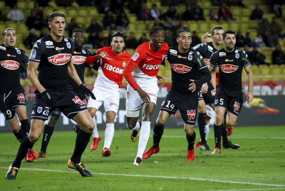 Nhận định bóng đá Angers vs Monaco, 2h ngày 15/12: Công cường gặp thủ yếu