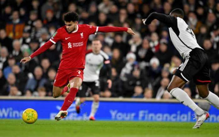 Soi kèo góc Liverpool vs Fulham, 22h00 ngày 14/12