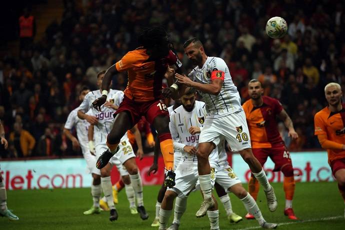 Soi kèo phạt góc Istanbulspor vs Galatasaray, 00h00 ngày 17/5