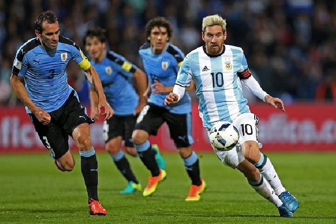 Phân tích kèo hiệp 1 Argentina vs Uruguay, 7h00 ngày 19/6