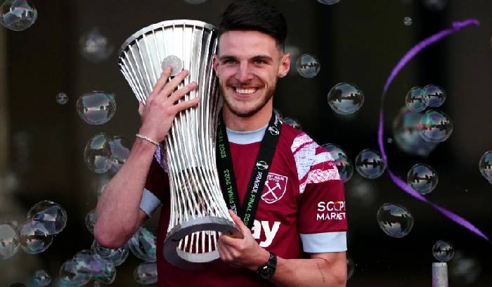 Trải đường đón Declan Rice, Arsenal phũ phàng rao bán trụ cột