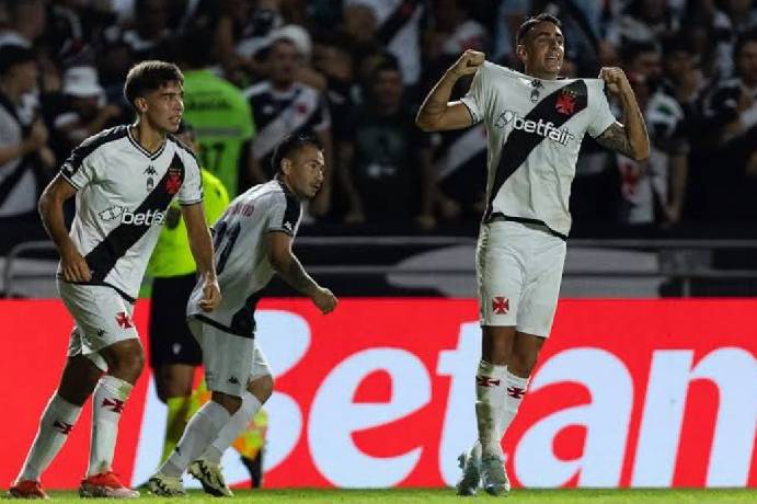 Kèo thẻ phạt Esporte Vitoria vs Vasco Gama 05h30 ngày 17/7: Cân bằng
