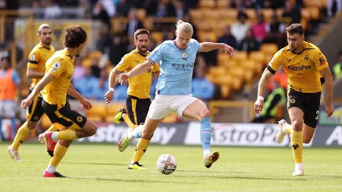 Soi kèo góc Wolves vs Man City, 23h30 ngày 16/8