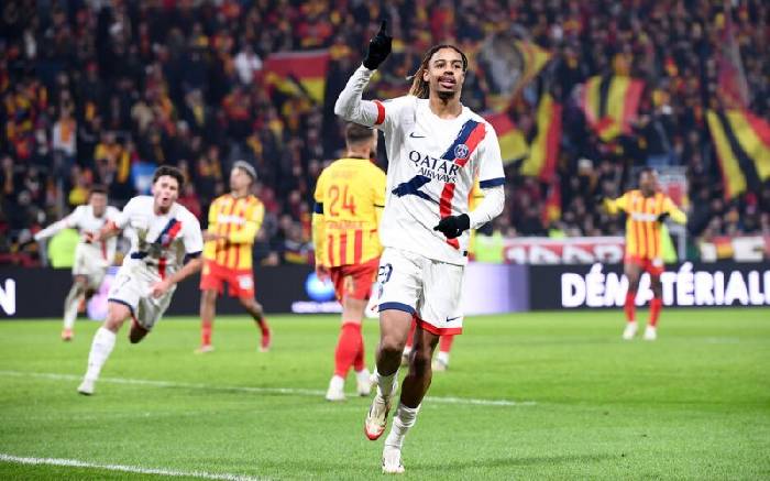 Soi kèo góc Lens vs PSG, 01h45 ngày 17/08
