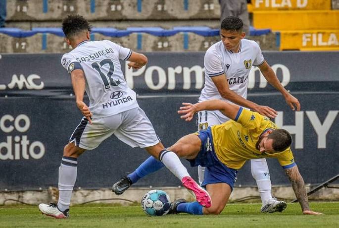 Nhận định, soi kèo Estoril vs Famalicao, 4h15 ngày 18/12