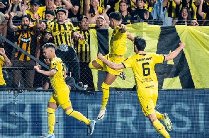 Nhận định, soi kèo Penarol vs Montevideo, 6h00 ngày 18/5: Tiếp đà thăng hoa Nhận định, soi kèo Penarol vs Montevideo, 6h00 ngày 18/5: Tiếp đà thăng hoa