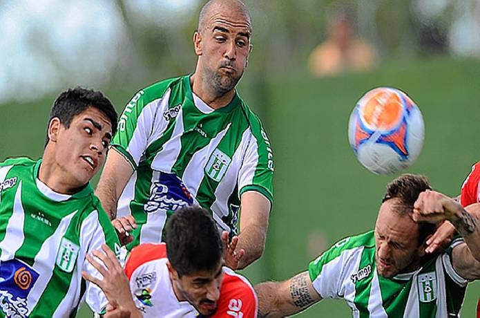 Soi kèo phạt góc Racing Montevideo vs Plaza Colonia, 20h ngày 18/6