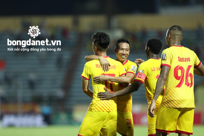 Lịch thi đấu và trực tiếp vòng 24 V.League 2019: Sanna Khánh Hòa vs Nam Định