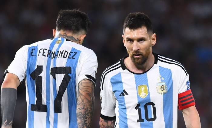 Argentina 0-2 Uruguay: Messi hóa tội đồ
