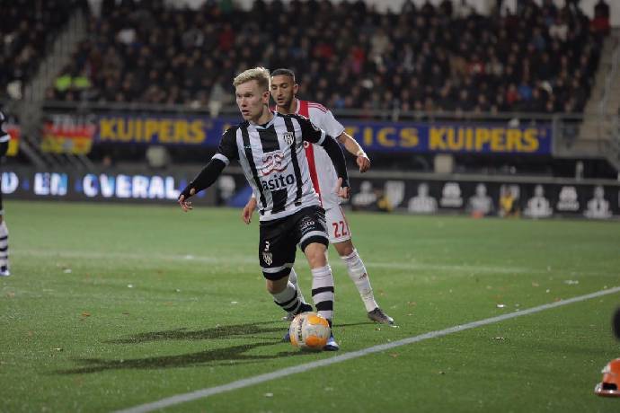 Nhận định, soi kèo AZ vs Heracles, 3h ngày 20/2