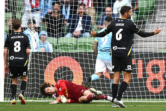 Phân tích kèo hiệp 1 Macarthur vs Melbourne City, 15h00 ngày 19/3