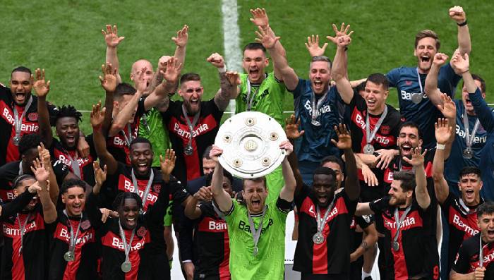 Leverkusen làm nên lịch sử khi bất bại cả mùa giải Bundesliga