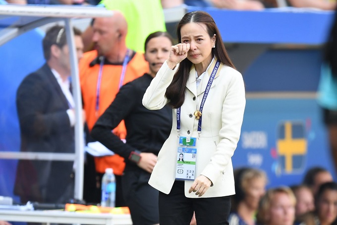 'Bóng hồng' quyền lực nhất bóng đá Thái Lan rơi lệ tại World Cup nữ 2019