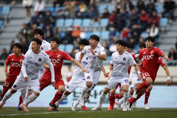 Máy tính dự đoán bóng đá 20/6: Busan I'Park vs Anyang