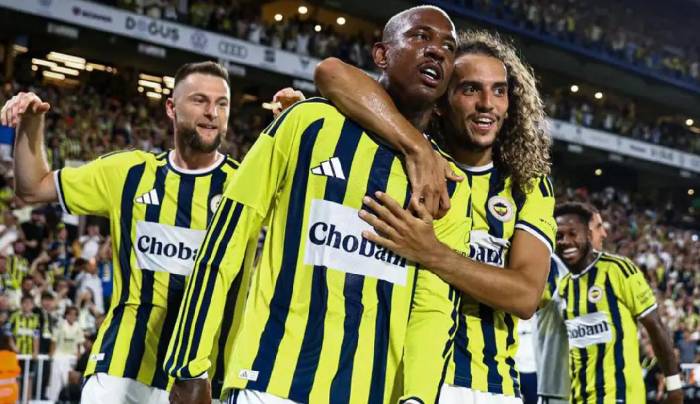 Kèo thẻ phạt Fenerbahce vs Lyon 02h00 ngày 19/08: Cạnh tranh