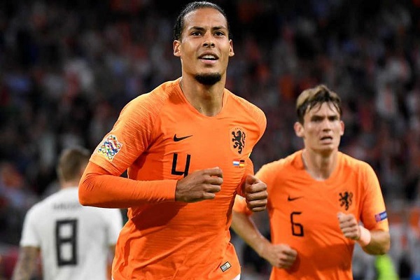 Virgil van Dijk báo tin buồn cho ĐT Hà Lan và Liverpool