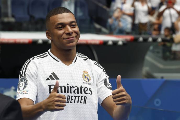 Giá trị thương hiệu của Real Madrid nhảy vọt sau khi có Mbappe