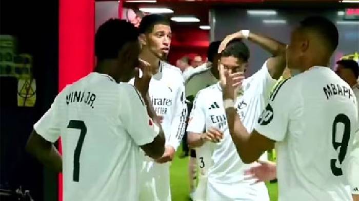 Bellingham 'chỉnh' Mbappe và Vinicius sau trận hòa Mallorca