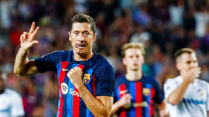 Xavi tự tin Barca chơi tấn công hay nhất châu Âu lúc này
