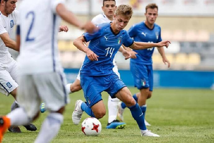 Máy tính dự đoán bóng đá 21/6: U19 Slovakia vs U19 Italy