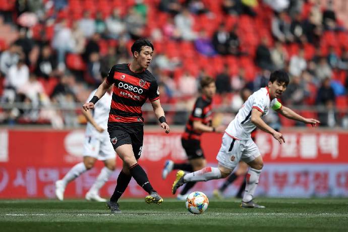 Soi kèo phạt góc Suwon vs Pohang Steelers, 17h30 ngày 21/6