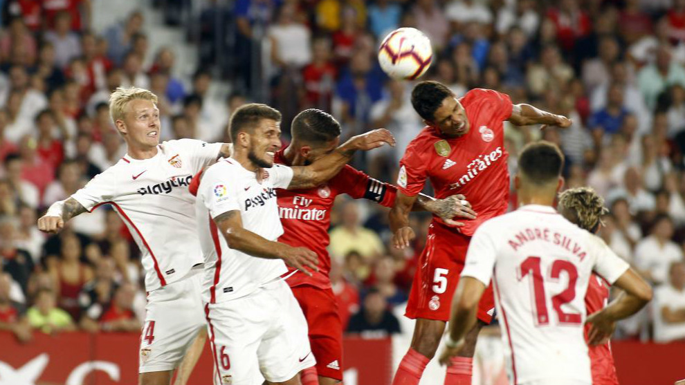 Sevilla vs Real Madrid (2h 23/9): Kền kền trắng gục ngã?