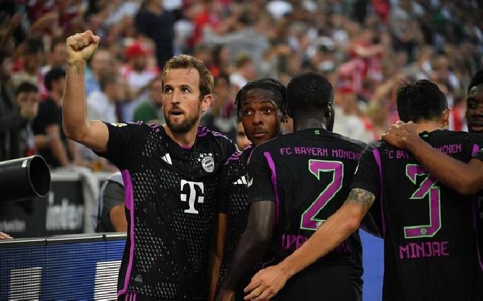 'Tù trưởng' Bayern: 'M.U rất mạnh nhưng chúng tôi có lợi thế lớn'