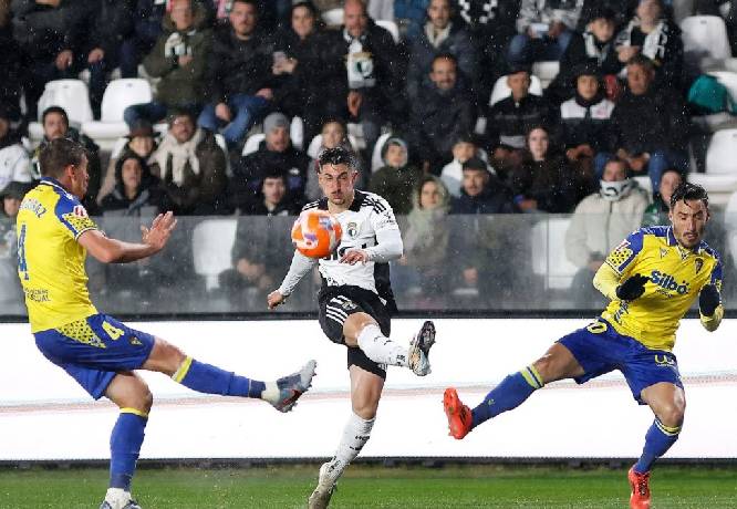 Nhận định, soi kèo Cadiz vs Burgos, 01h30 ngày 21/10: Đang đi đúng hướng
