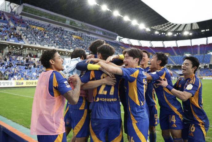 Nhận định, soi kèo Ulsan HD vs Sanfrecce Hiroshima, 17h00 ngày 21/10: Thêm một lần đau