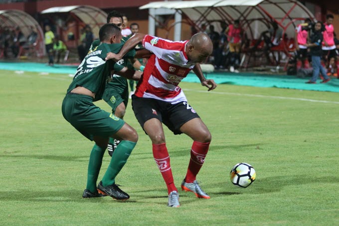 Nhận định bóng đá Madura vs Bhayangkara Surabaya, 18h15 ngày 22/11:  Đánh bật khỏi top 2