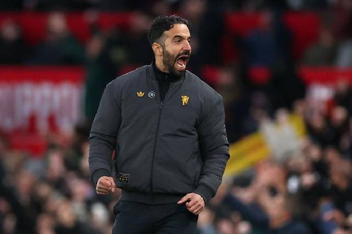 HLV Amorim thừa nhận MU ‘còn xa sự hoàn hảo’