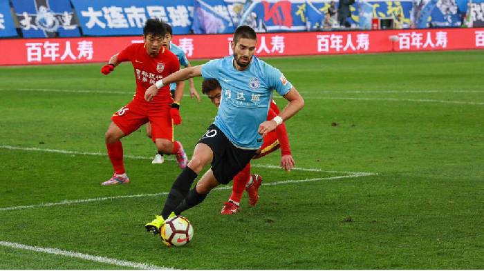 Soi kèo phạt góc Qingdao vs Dalian Yifang, 18h30 ngày 21/12