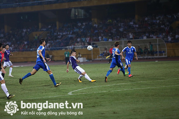 Quang Hải khiến HLV Altyn Asyr bối rối sau trận thua Hà Nội ở AFC Cup