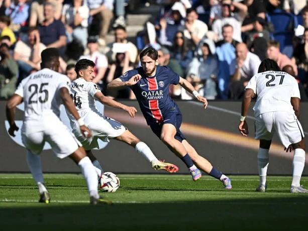 Soi kèo góc PSG vs Angers, 01h45 ngày 23/8