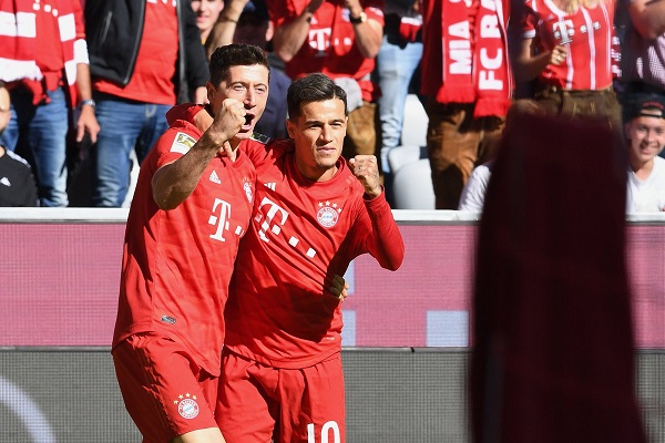Bayern Munich 4-0 Cologne: Lewandowski và Coutinho rực sáng
