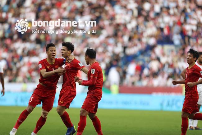Việt Nam gặp Nhật Bản tại Tứ kết Asian Cup giúp VTV 'đổi giá'