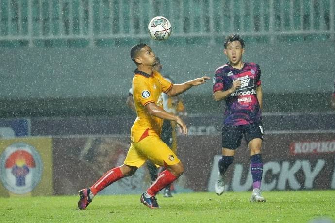 Phân tích kèo hiệp 1 Persik vs RANS, 15h00 ngày 23/2