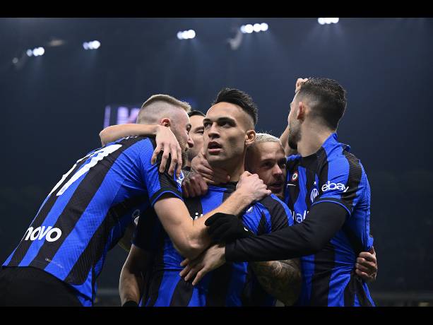 Soi kèo phạt góc Inter Milan vs Porto, 3h00 ngày 23/2