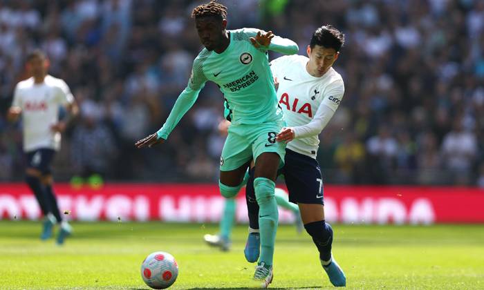 Soi kèo phạt góc Brentford vs Tottenham, 23h30 ngày 23/4