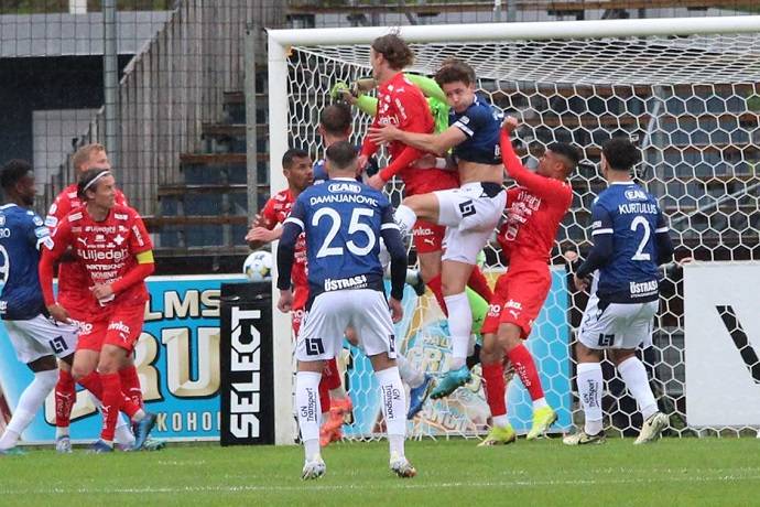 Adriana chechik porno foto Qizlar bilan ogzaki jinsiy aloqa