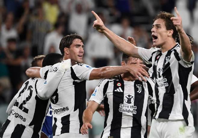 Chuyên gia Tony Ansell dự đoán Juventus vs Stuttgart, 02h00 ngày 23/10