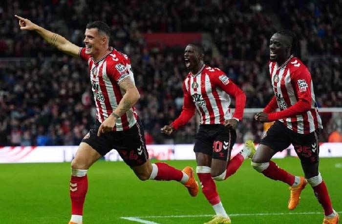 Soi kèo góc Lech Poznan vs Sunderland, 23h45 ngày 22/10