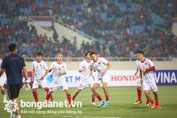 Sân Mỹ Đình cải tạo, ĐT Việt Nam phải đá AFF Cup ở Hàng Đẫy?