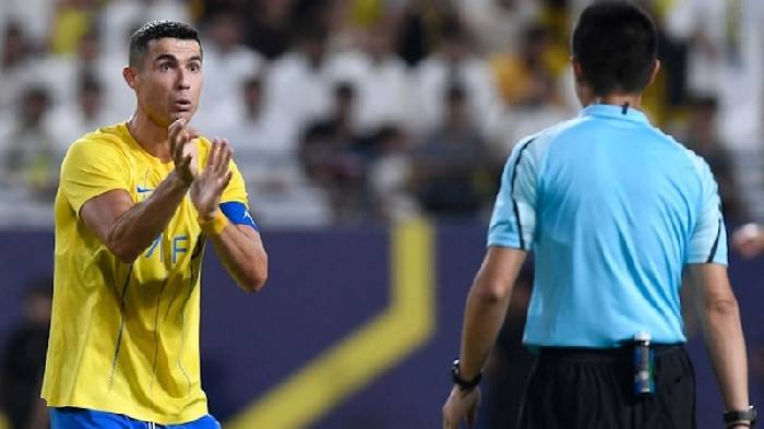 Đưa Al Nassr dự C1, Ronaldo vẫn gây phẫn nộ vì hành vi 'xấu xí'