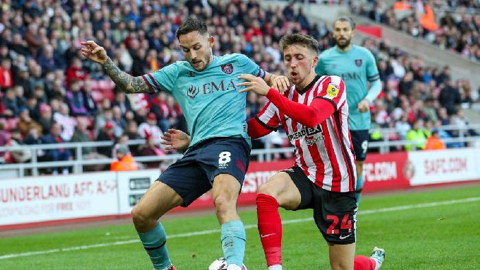 Soi kèo góc Burnley vs Sunderland, 21h00 ngày 23/8