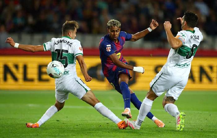 Máy tính dự đoán tỷ số Elche vs Barcelona, 2h30 ngày 24/08 – La Liga 2026/27