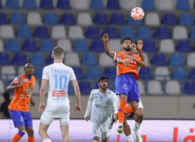 Nhận định, soi kèo Al-Zlfe vs Al-Fayha, 22h35 ngày 23/9: Tiếp đón chu đáo